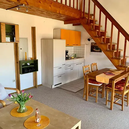 Appartement Ferienhaeuser Im Max-klinger Weinberg