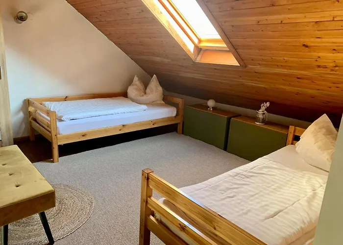 Ferienhaeuser Im Max-klinger Weinberg * Naumburg (Saale)