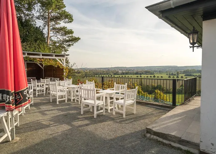 Ferienhaeuser Im Max-klinger Weinberg * Naumburg (Saale)